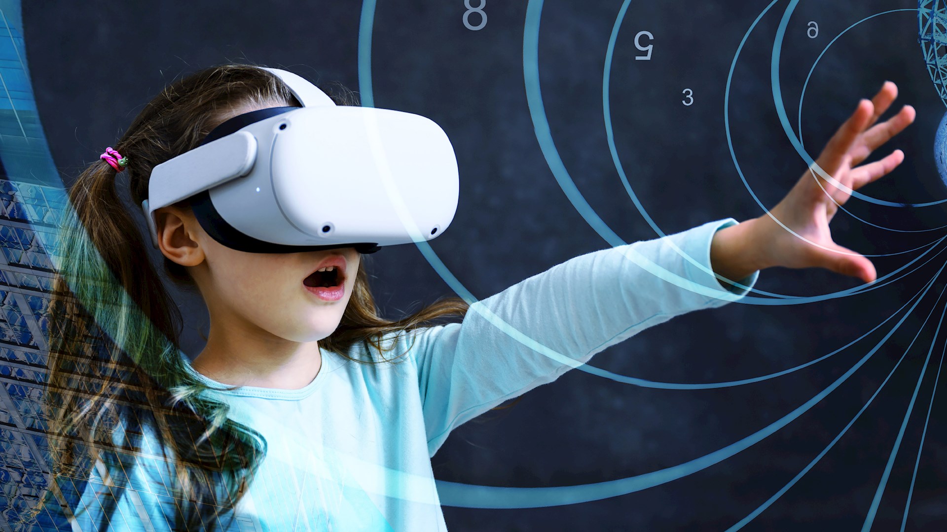 Flicka med VR-glasögon, bild från Adobe Stock